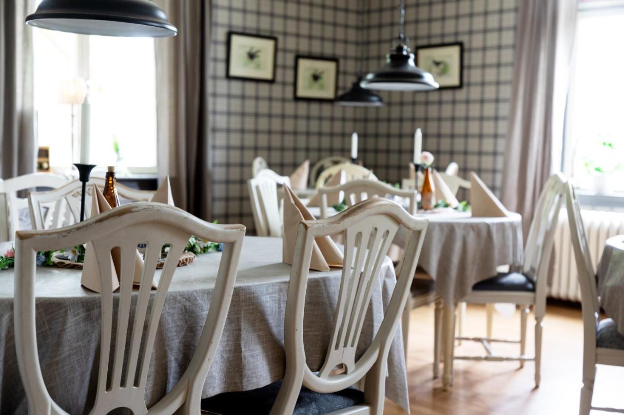 Hotell Aina Kvissleby Экстерьер фото