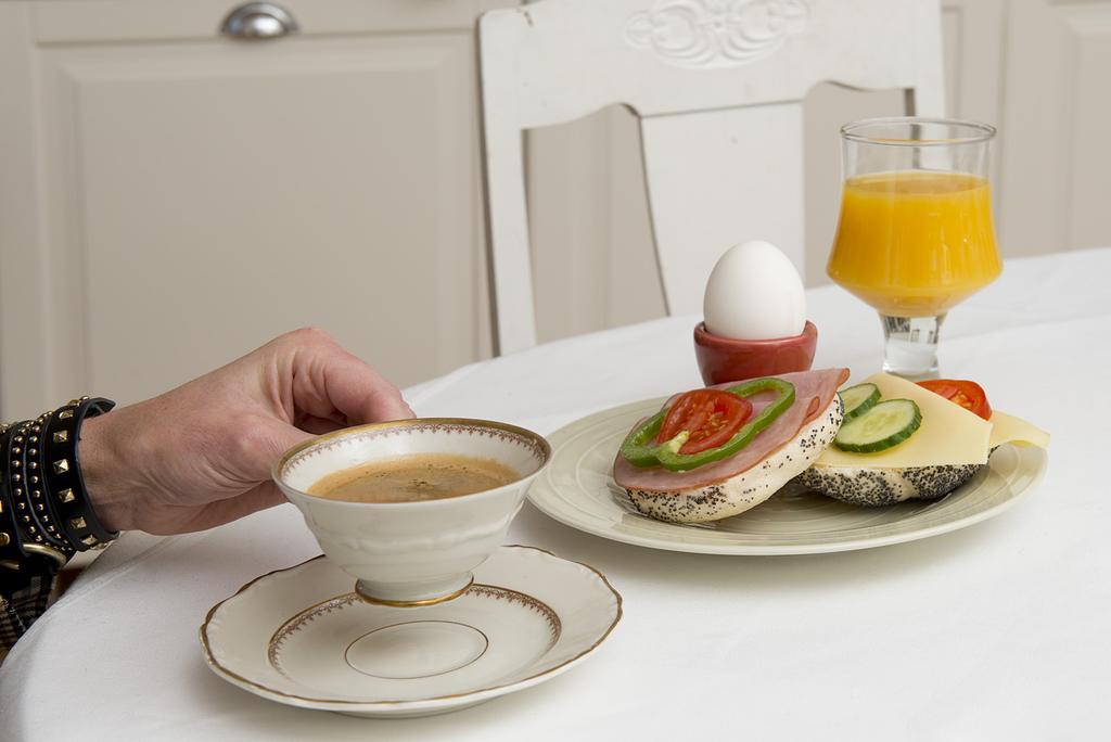 Hotell Aina Kvissleby Экстерьер фото