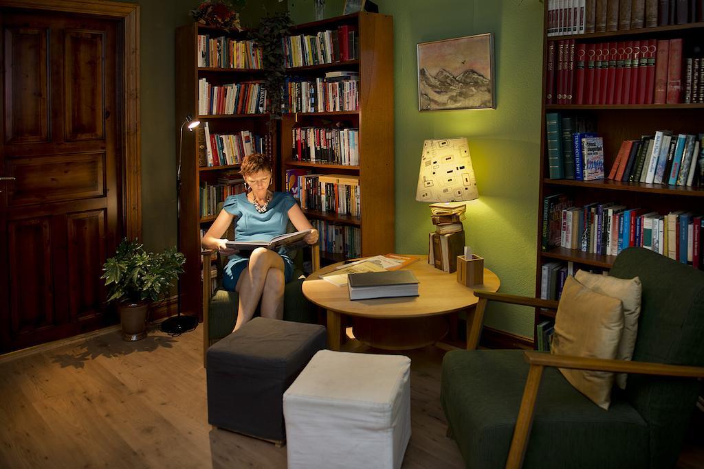 Hotell Aina Kvissleby Экстерьер фото