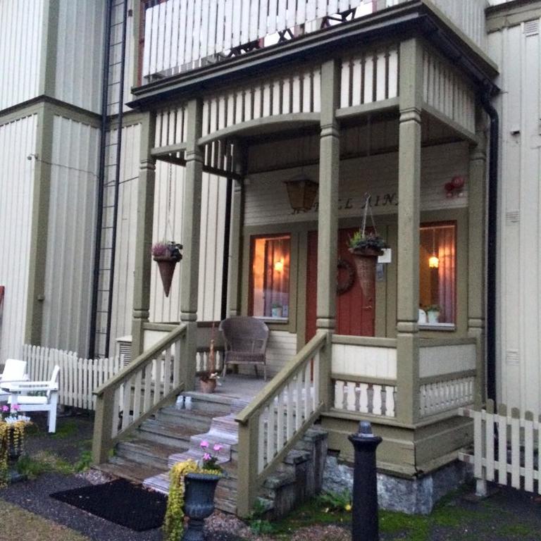 Hotell Aina Kvissleby Экстерьер фото